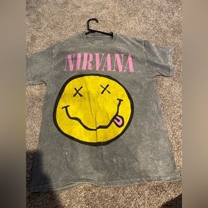 size medium nirvana tshirt